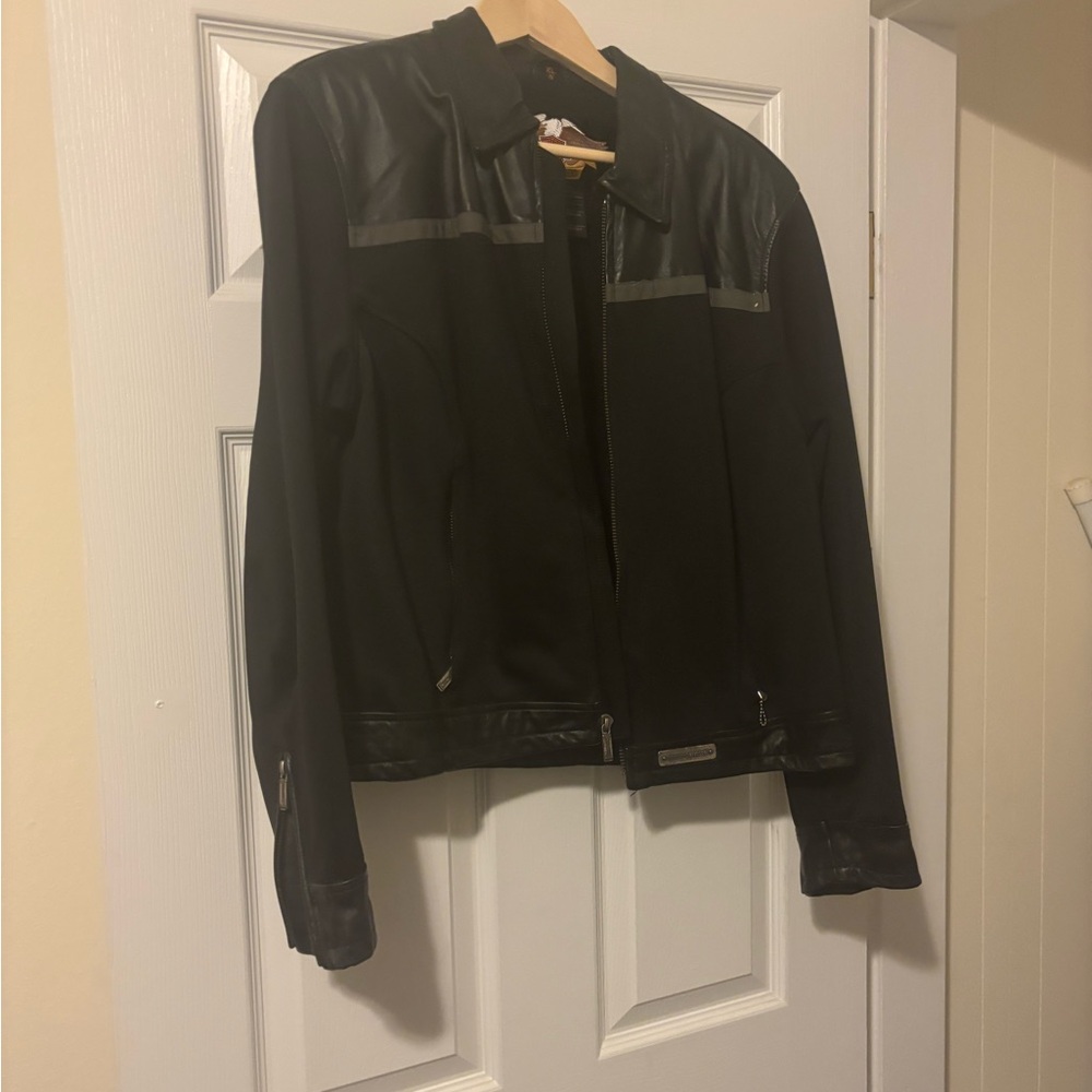 Harley-Davidson Black Leather Detail